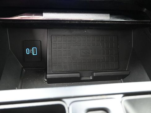 Used 2022 Ford F150 Lariat w/ Equipment Group 502A High AWD/4WD image 30