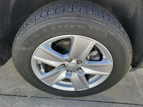 Used 2022 Jeep Compass Latitude image 8