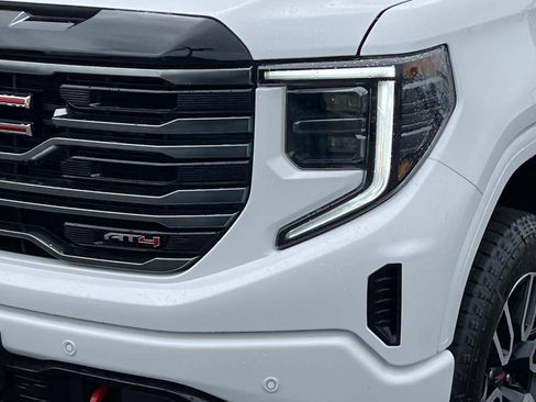 New 2026 GMC Sierra 1500 AT4 w/ AT4 Premium Package AWD/4WD image 12