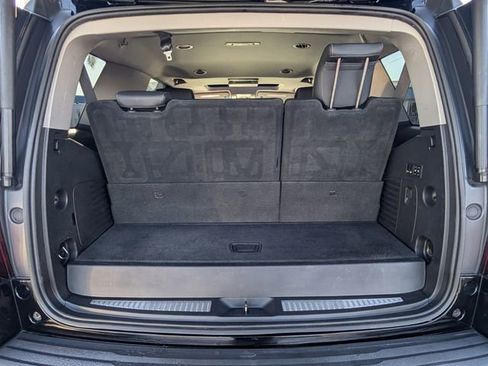 Used 2018 Chevrolet Tahoe LT image 11