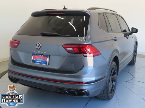 Used 2023 Volkswagen Tiguan SE R-Line image 4