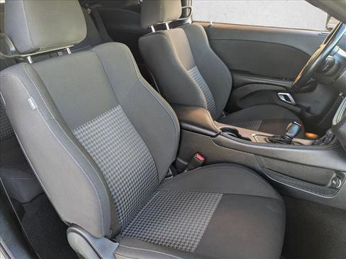 Certified 2023 Dodge Challenger GT w/ Blacktop Package image 19