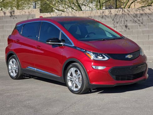 Used 2020 Chevrolet Bolt LT image 3