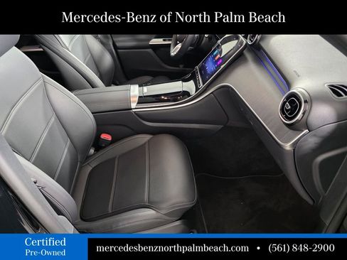 Certified 2025 Mercedes-Benz GLC 300 image 27