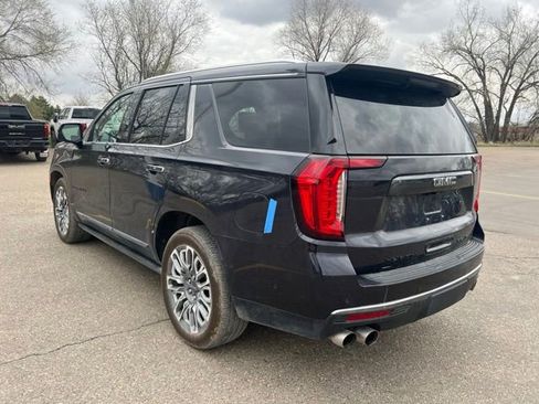 Used 2024 GMC Yukon Denali Ultimate AWD/4WD image 6