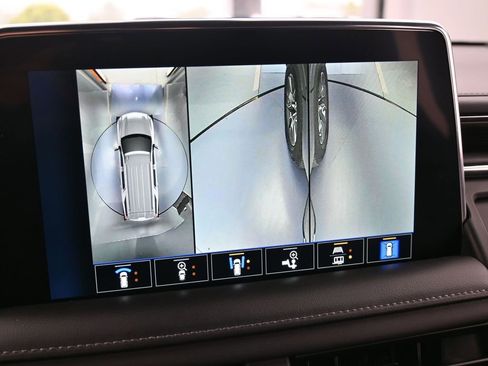 Used 2022 Chevrolet Tahoe LT w/ Luxury Package image 26