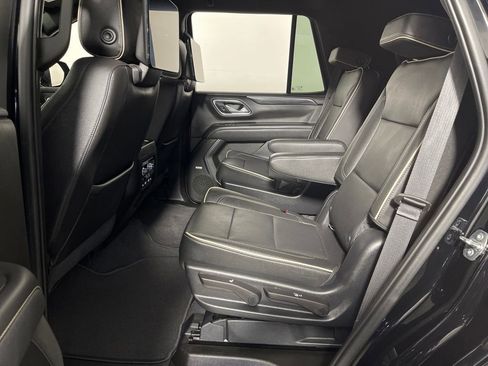 Used 2021 GMC Yukon SLT w/ Rear Media and Nav Package image 13