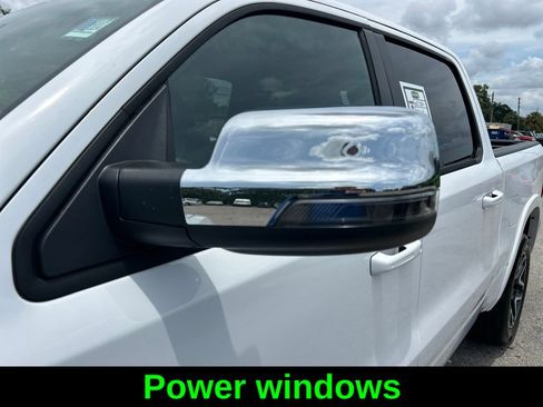 Used 2025 RAM 1500 Laramie AWD/4WD image 22