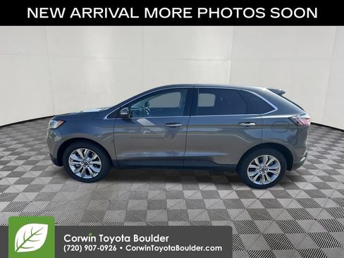 Used 2022 Ford Edge Titanium AWD/4WD image 4