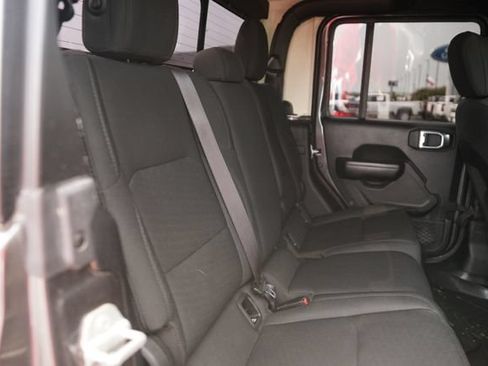 Used 2020 Jeep Gladiator Sport w/ Quick Order Package 24S AWD/4WD image 16