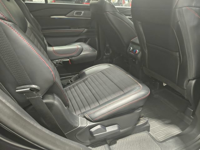 Certified 2025 Ford Explorer ST-Line w/ Premium Package AWD/4WD image 22