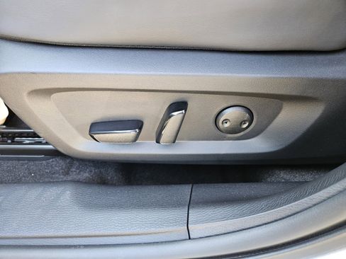 New 2026 Mitsubishi Outlander image 9