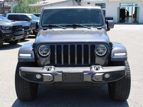Used 2021 Jeep Wrangler Unlimited Sahara AWD/4WD image 2