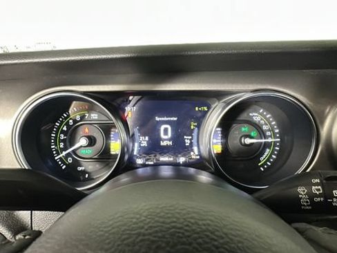 Used 2023 Jeep Wrangler Unlimited w/ Cold Weather Group AWD/4WD image 16