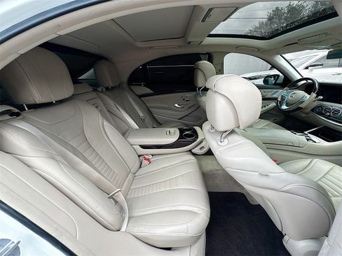 Used 2020 Mercedes-Benz S 560 Sedan image 29