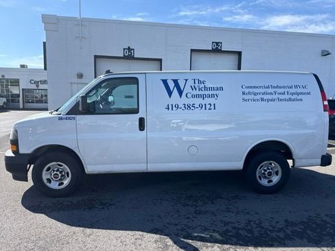 Used 2019 GMC Savana 2500 w/ Driver Convenience Package RWD image 2