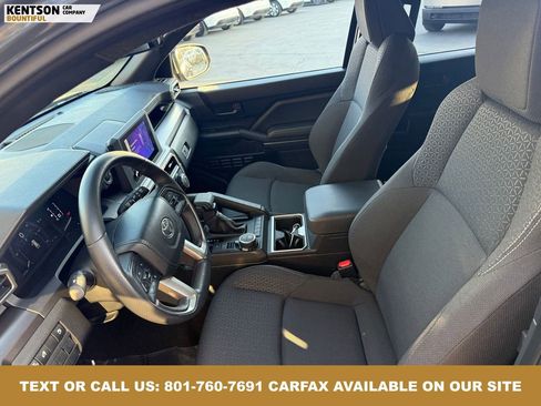 Used 2025 Toyota 4Runner SR5 image 30