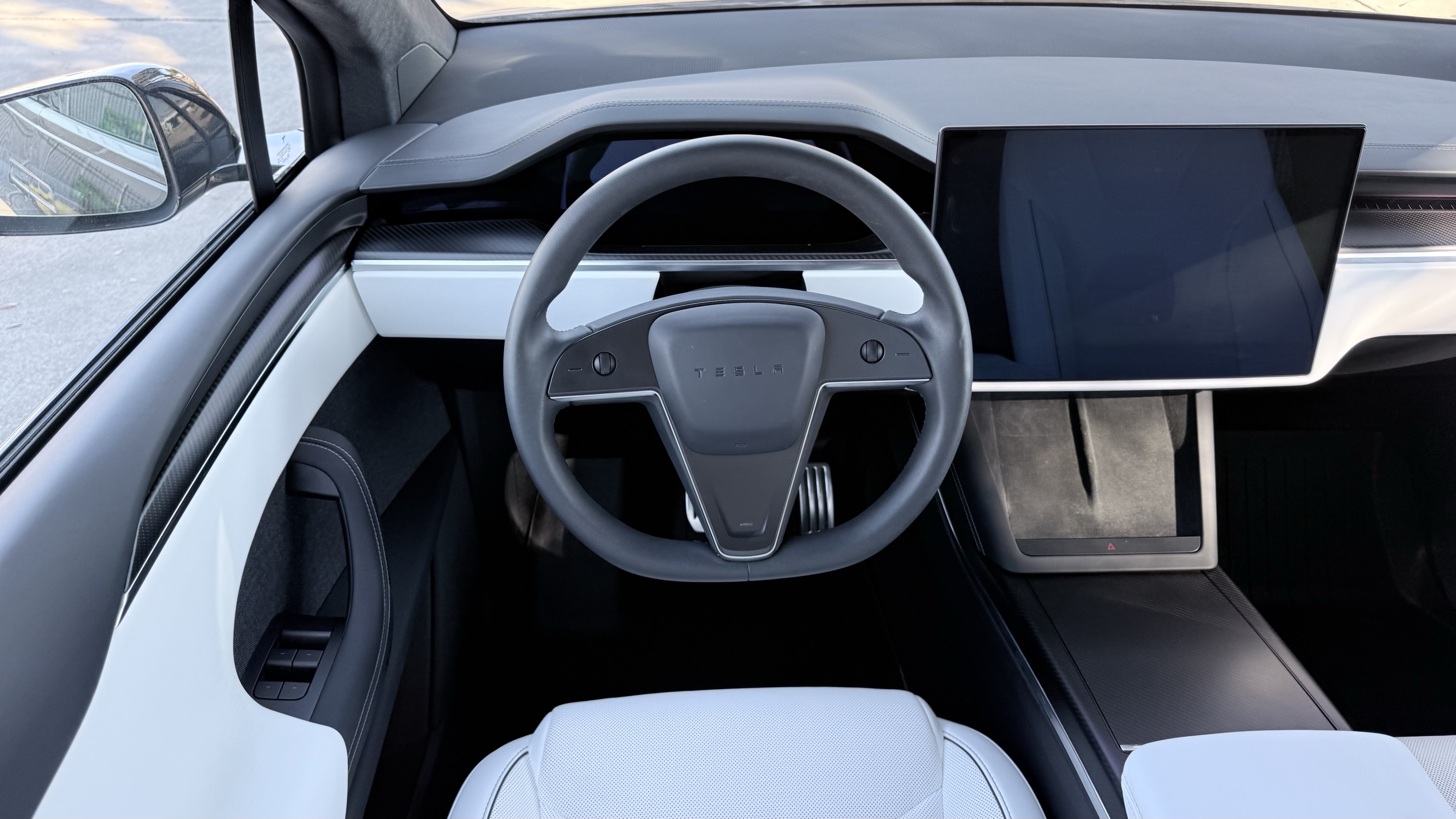 Used 2024 Tesla Model X Plaid AWD/4WD image 58