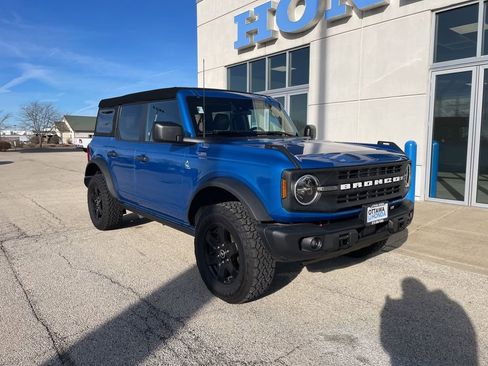 Used 2024 Ford Bronco Black Diamond AWD/4WD image 1