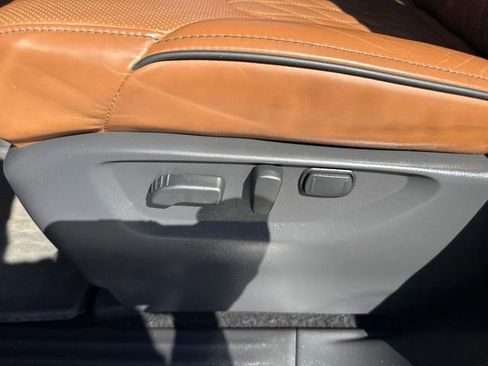 Used 2023 INFINITI QX80 Sensory w/ Cargo Package AWD/4WD image 13