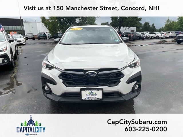 Used 2024 Subaru Crosstrek 2.0i Premium AWD/4WD image 2