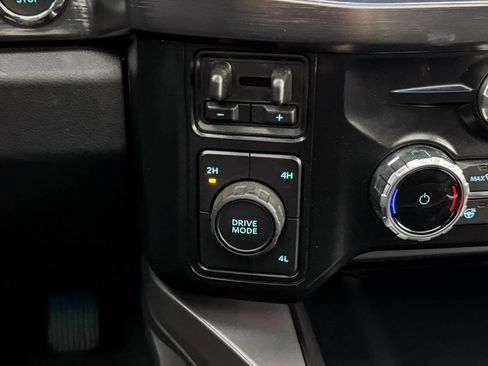 Used 2025 Ford F450 Lariat image 40