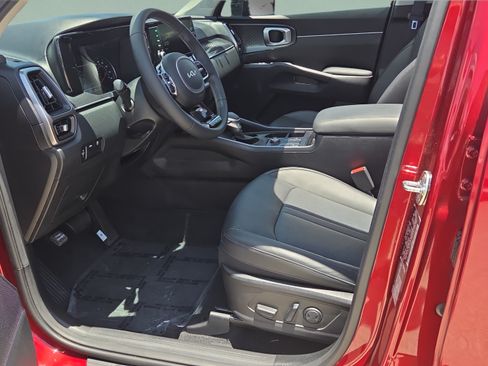 Used 2023 Kia Sorento S w/ Panoramic Sunroof Package FWD image 10