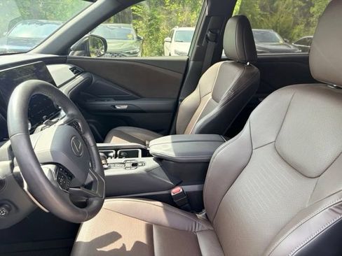 Used 2024 Lexus TX 350 AWD w/ Captains Chair Package image 7