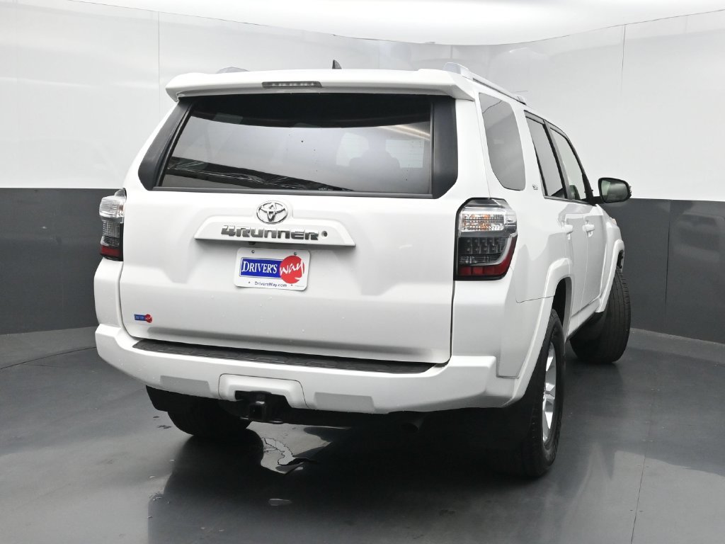 Used 2016 Toyota 4Runner SR5 Premium RWD image 40