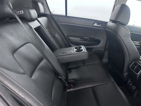 Used 2018 Kia Sportage EX w/ EX Technology Package FWD image 33