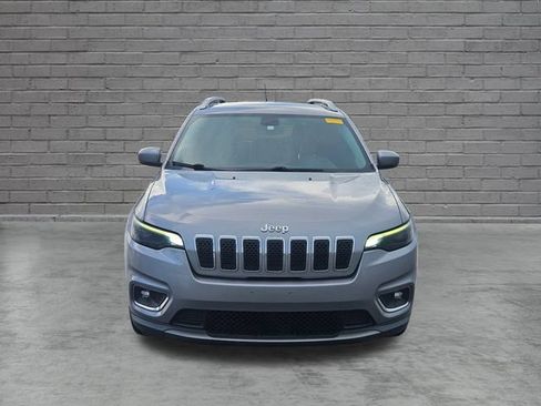 Used 2019 Jeep Cherokee Limited FWD image 8