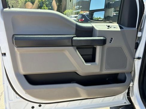 Used 2022 Ford F250 XL w/ Power Equipment Group AWD/4WD image 15