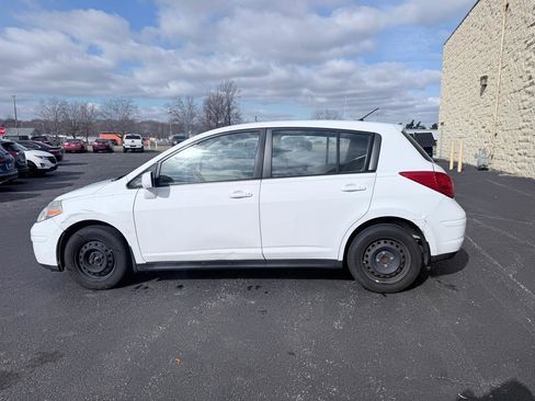 Used 2007 Nissan Versa 1.8 S w/ PWR Pkg image 2