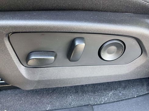 New 2026 Chevrolet Colorado LT RWD image 17