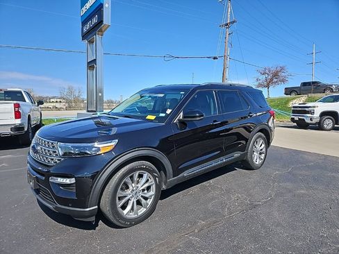Used 2020 Ford Explorer Limited image 1