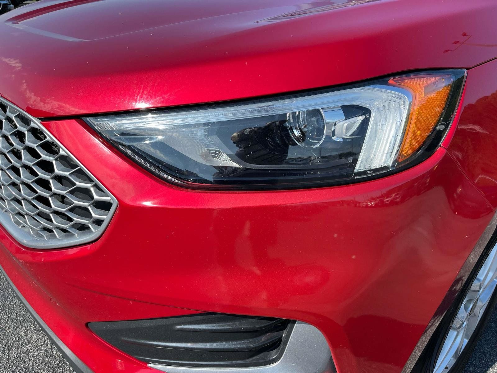 Used 2024 Ford Edge SEL AWD/4WD image 9