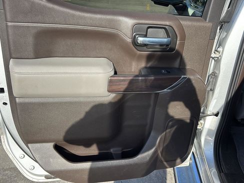 Used 2022 GMC Sierra 1500 SLT w/ SLT Premium Plus Package image 16