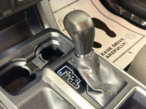 Used 2021 Toyota Tacoma TRD Sport AWD/4WD image 16