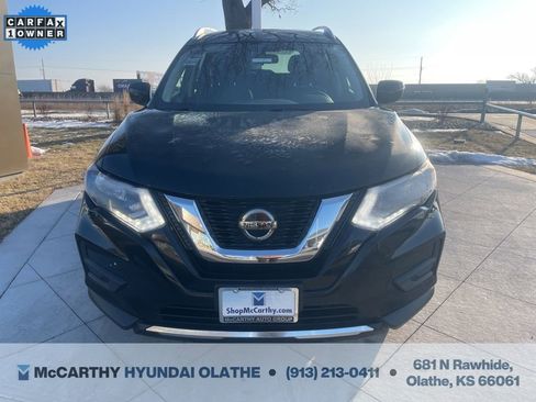 Used 2018 Nissan Rogue SV image 7