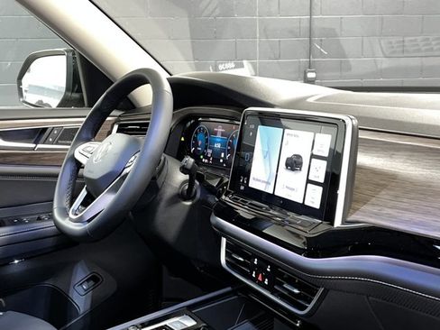 New 2026 Volkswagen Atlas SEL Premium R-Line image 5