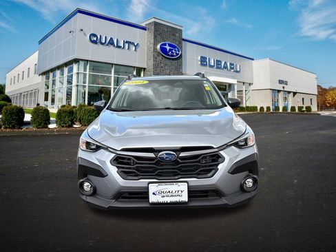 Used 2024 Subaru Crosstrek 2.0i Premium AWD/4WD image 6
