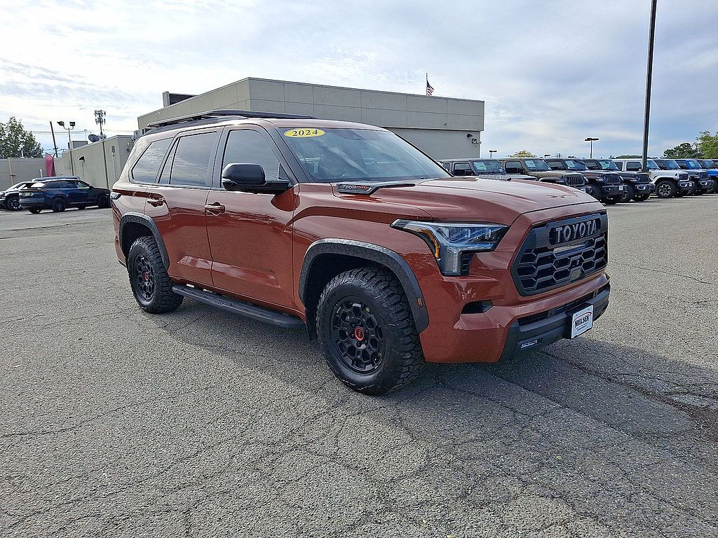 Used 2024 Toyota Sequoia TRD Pro AWD/4WD image 2