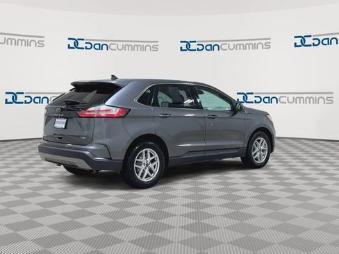 Used 2023 Ford Edge SEL AWD/4WD image 8