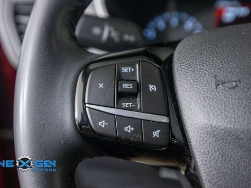 Used 2022 Ford Escape SE FWD image 15