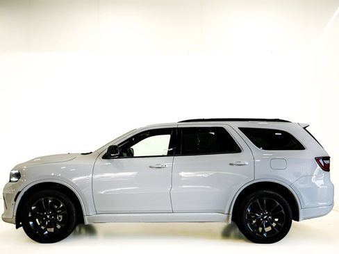 Used 2025 Dodge Durango GT AWD/4WD image 6