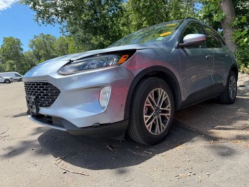 Used 2022 Ford Escape SEL AWD/4WD image 2