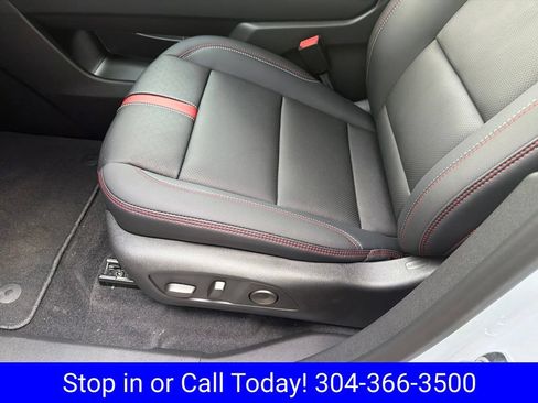 New 2026 Chevrolet Traverse RS AWD/4WD image 14