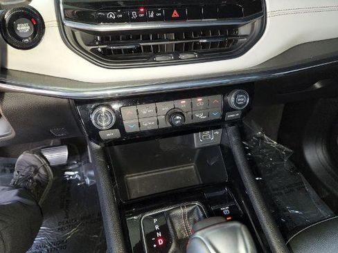 Used 2022 Jeep Compass Limited image 20