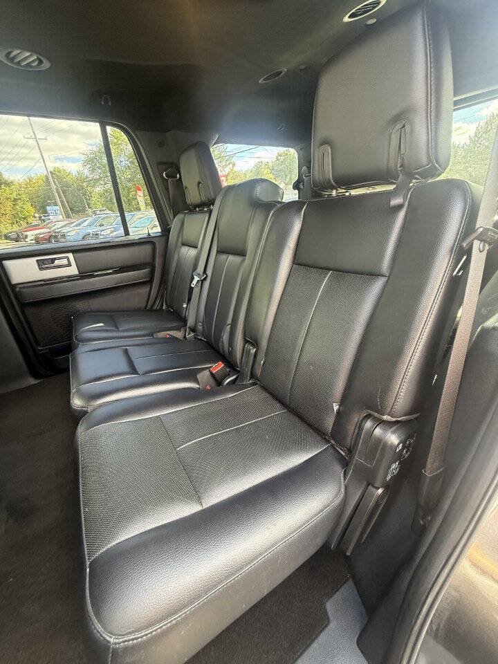 Used 2016 Ford Expedition Limited AWD/4WD image 18
