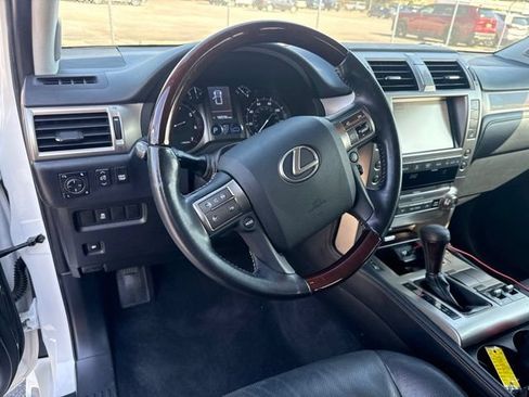 Used 2019 Lexus GX 460 Premium AWD/4WD image 21